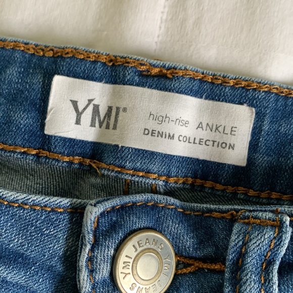 YMI high rise jeans - Picture 3 of 4
